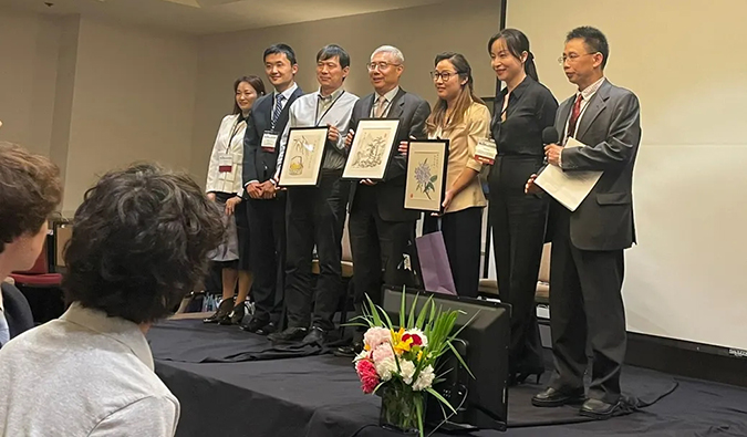 美中专家跨界探AI：优化技术应用&加持生物医药创新